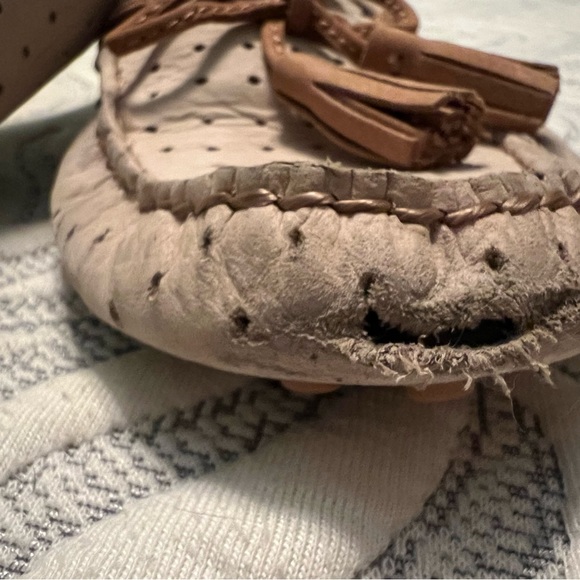 Coach used driving moccasins size 9 - Picture 2 of 5